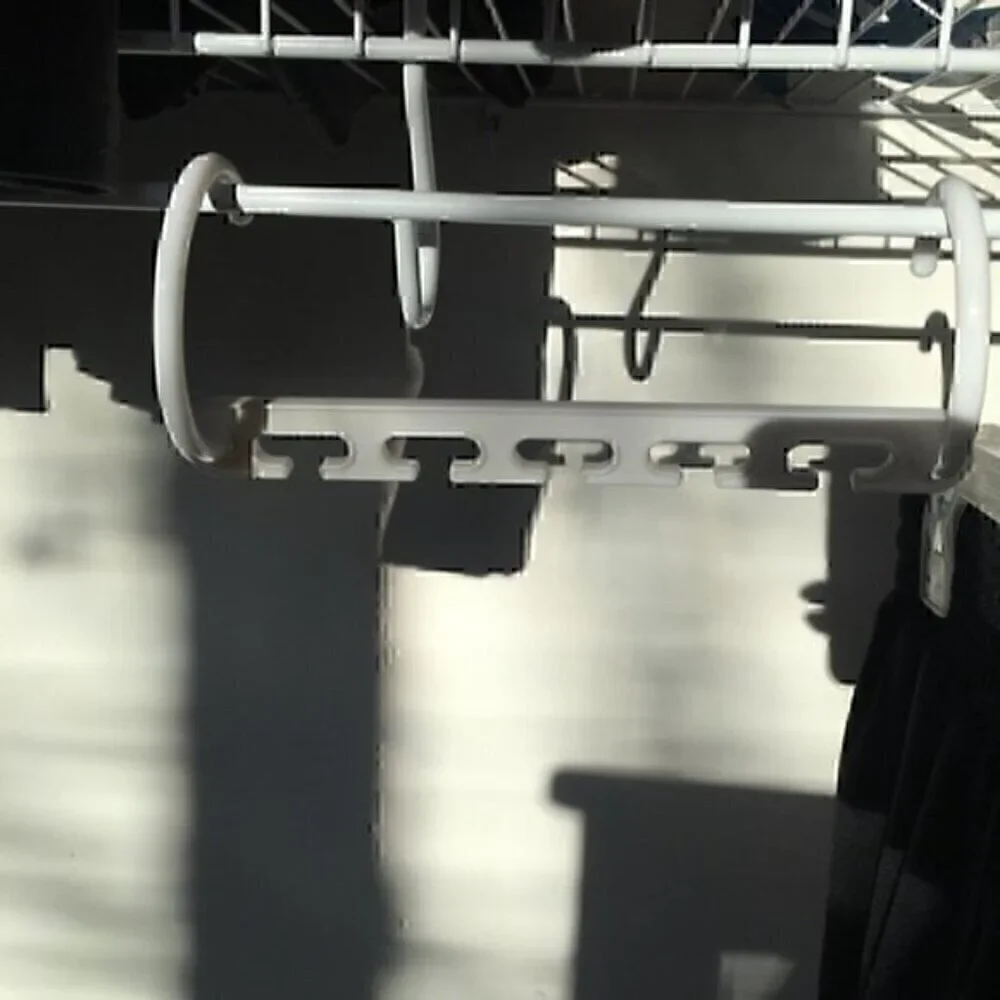 5 Wonder Hangers. Amazing space saving closet organizer